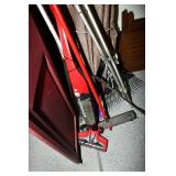 588-Garage 588-Garage