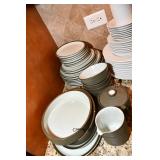 524-Kitchen
