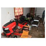 823-Garage 823-Garage