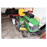 Garage (9) Garage (9)