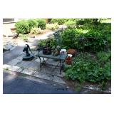1039-Front Yard
