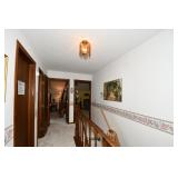 572-Hallway