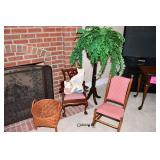 090-Family Room