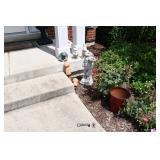 619-Front Yard