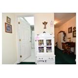1059-Hallway