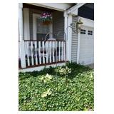1423-Front Yard