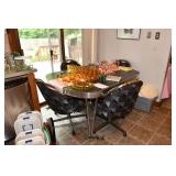02 Kitchen 105