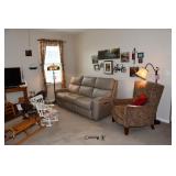306-Family Room
