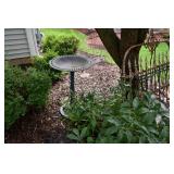 881-Front Yard