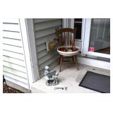 885-Front Yard