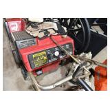 1093-Garage 1093-Garage