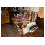 111-Family Room 111-Family Room