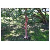 921-Back Yard 921-Back Yard