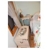 0698-Bedroom B