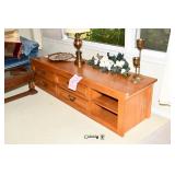 066-02 Living Room  (32)