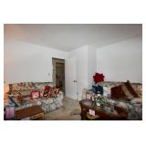 131-03 Family Room  (3)