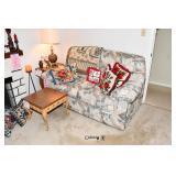 144-03 Family Room  (16)