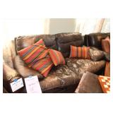 0137-Family Room