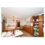 0372-Kitchen