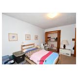 0833-Bedroom B