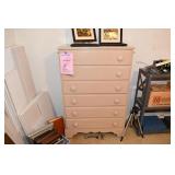 1722-Bonus Room