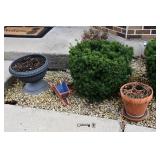 921-Front Yard