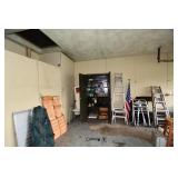 852-Garage