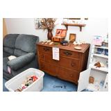 041-Family Room