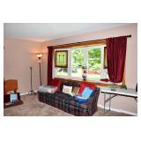 0147-Family Room