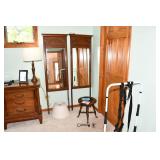 0246-Bedroom A