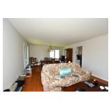 315-Upper Living Room