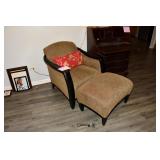 580-LL Living Room