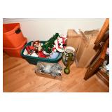 044-Family Room