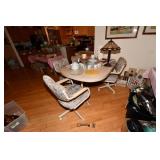 072-Kitchen