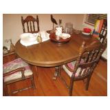 Dining table & chairs