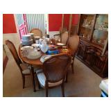 dining room table with 8 chairs!