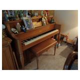 Yamaha piano