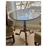 Bartley Collection Queen Anne Style Wooden Pedestal Table