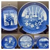 (5) Early 2000s Royal Copenhagen Plates 2004 Royal Copenhagen "Awaiting The Christmas Train" Christm