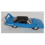 1970 Plymouth Superbird Hard Top, Looney Tunes - Auto World AMM1137 - 1/18 Scale Diecast Model Toy C