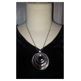 Vintage Ripples/Circle Pendant Silver-Tone Necklace