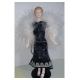 Vintage 1989 Avon Fashion of American Times Roaring Twenties Porcelain Doll