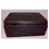 Vintage Wooden Hinged Box, 7" x 3"