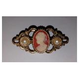 Vintage Gold Tone Cameo Brooch