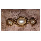 Vintage Richelieu Pearl Gold Tone Brooch