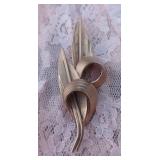 Vintage Gold Tone Leaf Brooch