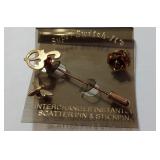 Vintage Gold Tone Pin