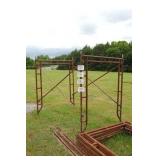 HUGE LOTS OF SCAFFOLDING 