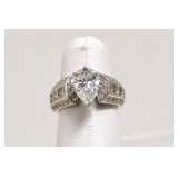 14kwg Pear Shaped Diamond Ring