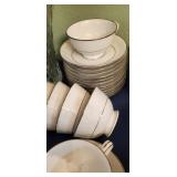 "Buckingham" Luncheon Set